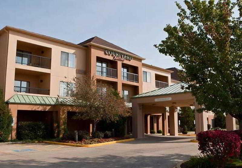 Courtyard By Marriott Springfield Hotel Exterior photo